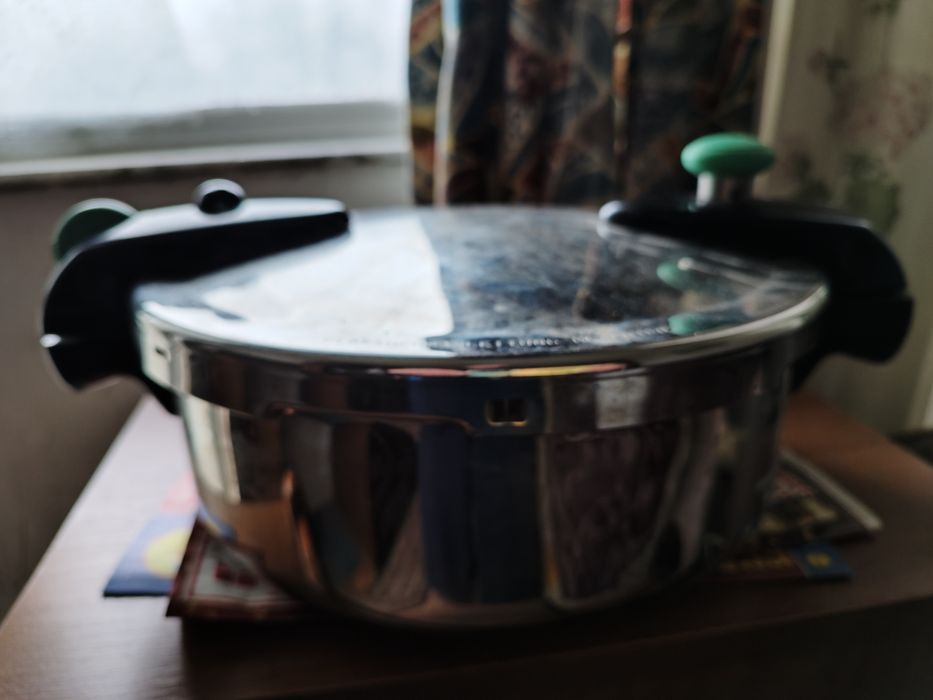Висококачествена тенджера под налягане Magefesa Steinbach FISSLER