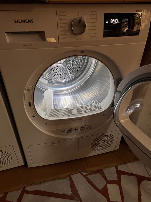 Сушилня SIEMENS IQ700