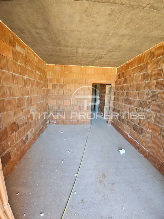 Тристаен апартамент Кършияка