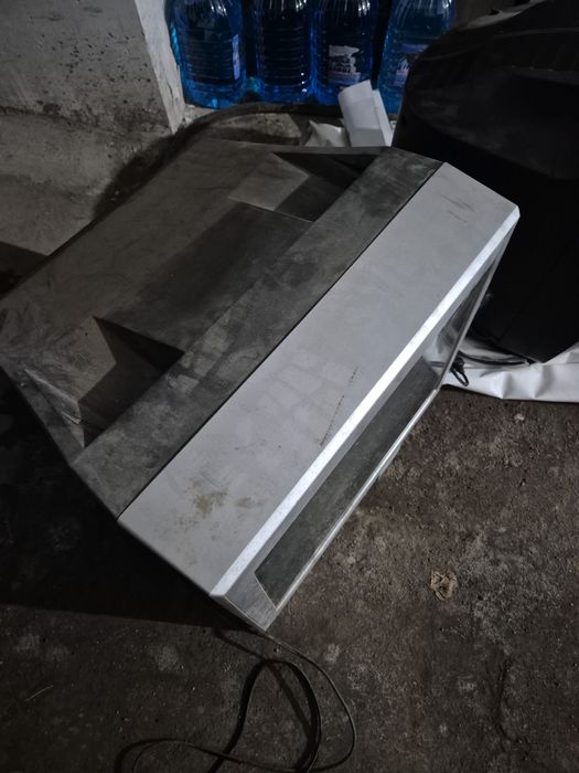 Телевизор старый