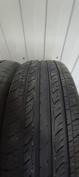 215/60/17 Продам пару