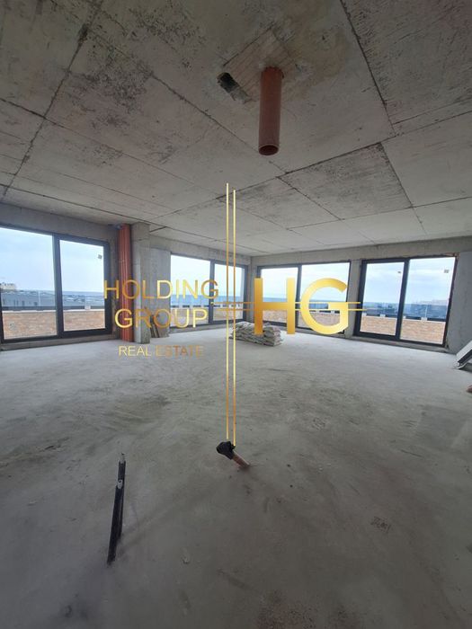 Продава се Многостаен апартамент в Варна, Бриз - 294 кв.м за 2381 €/кв.м - Снимка #1