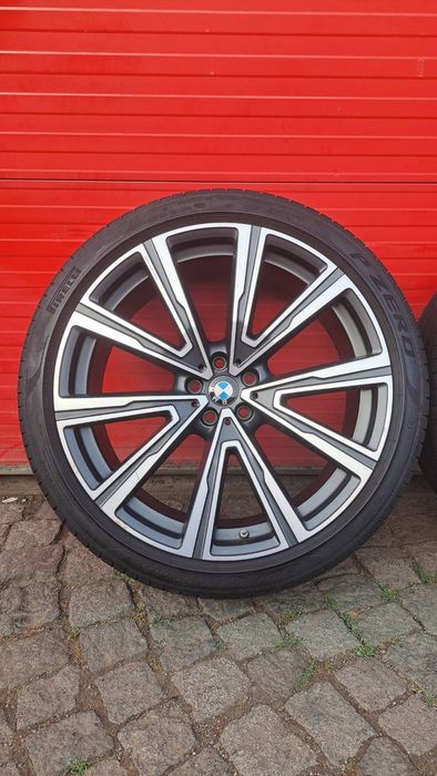 Оригинални джанти БМВ 22 цола Х5 Х6 G05 G06 гуми Pirelli