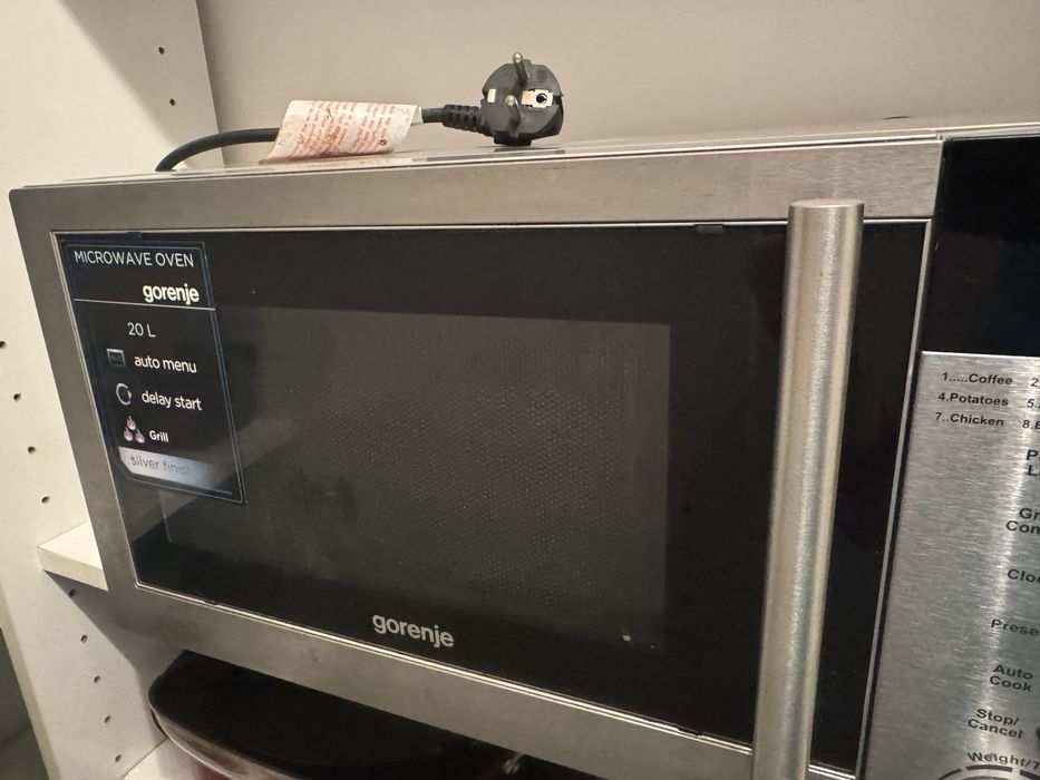 Cuptor cu microunde Gorenje 20l