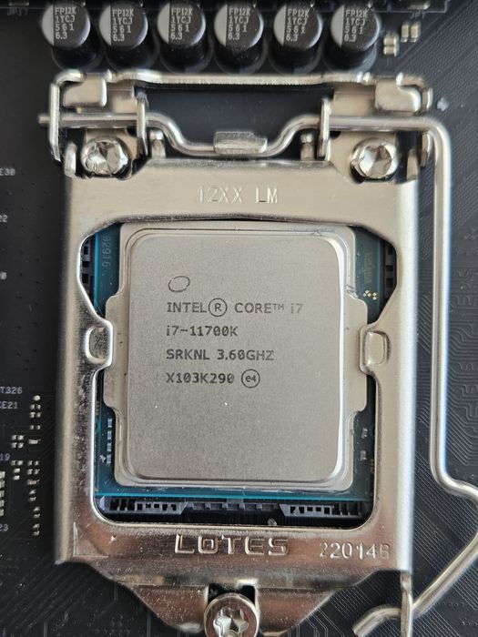 Core I7 11700K + Asrock Z590 Extreme