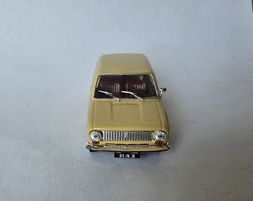 Продам модель автомобиля ваз 21011