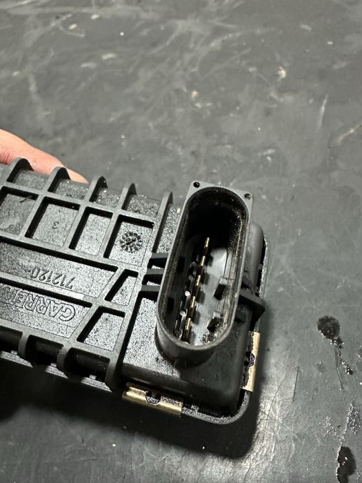 Actuator Turbina Mercedes ML W164 3.0 V6 ML320 ML280 | 6NW008412