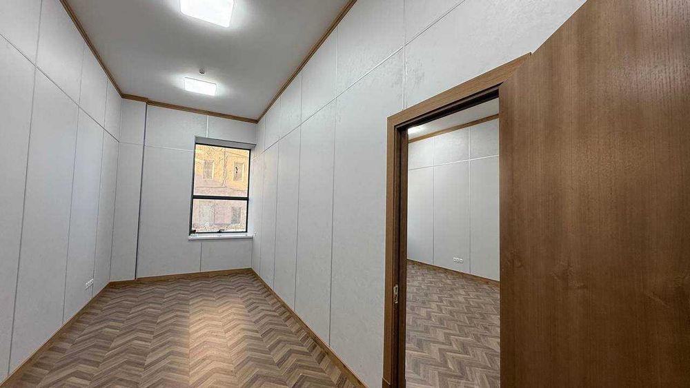 ИжараПойтахт савдо маркази якинида офисга ижарага жой берилади.NR494/9