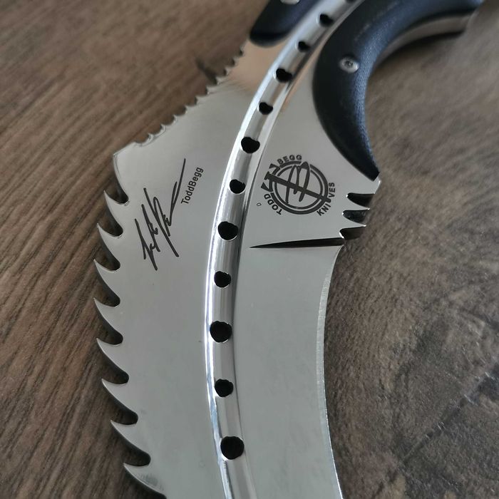 Тактически нож Karambit Карамбит с полимерна или кожена кания Тод Бег