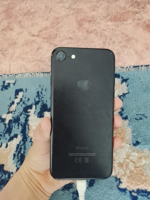 Айфон 7 состаяние хороши ремонте не было