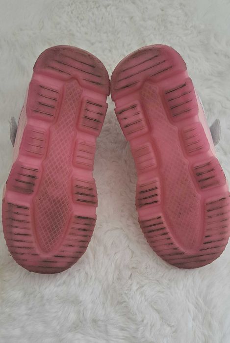 Детски светещи маратонки