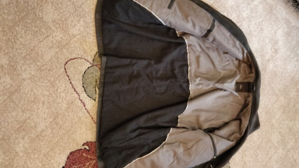 Продам куртку мужскую