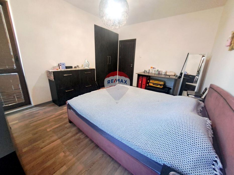 Продава се Тристаен апартамент в Варна, Аспарухово - 93 кв.м за 1914 €/кв.м - Снимка #8