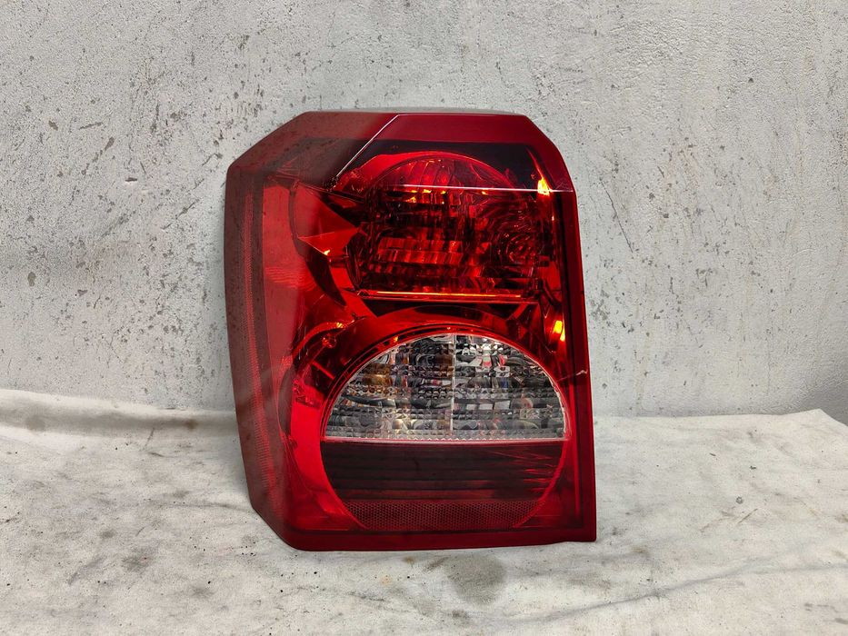 Оригинален стоп Dodge Caliber
