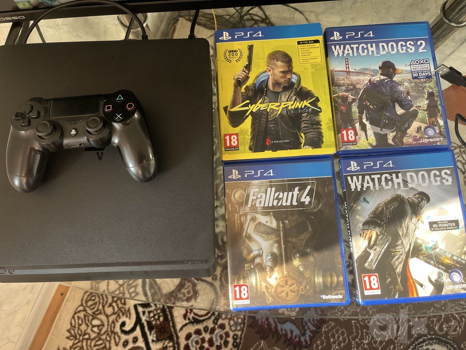 Playstation 4 slim ideal