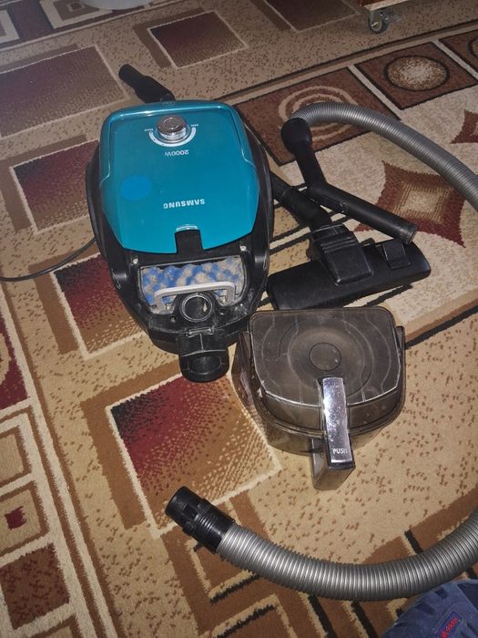 Пылисос самсунг.
