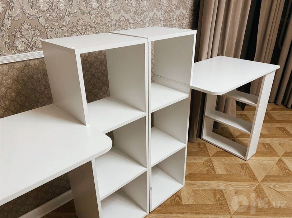 Стол письменный и для уроков