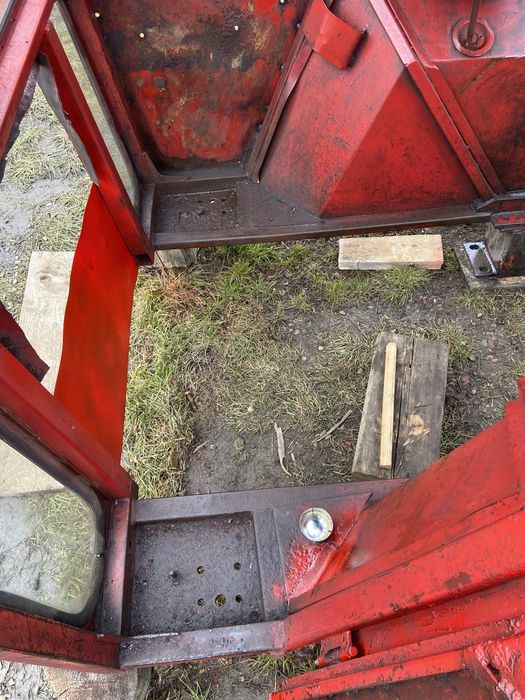 Cabina trapez tractor u650