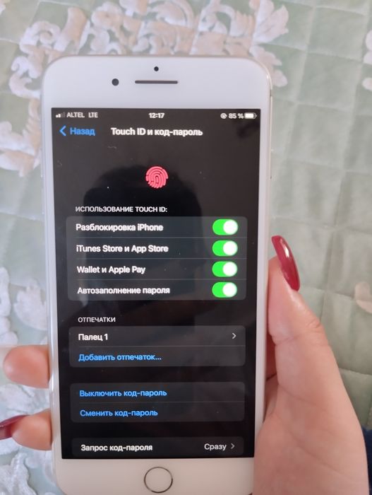 Айфон 8 плюс  (64gb) 77%