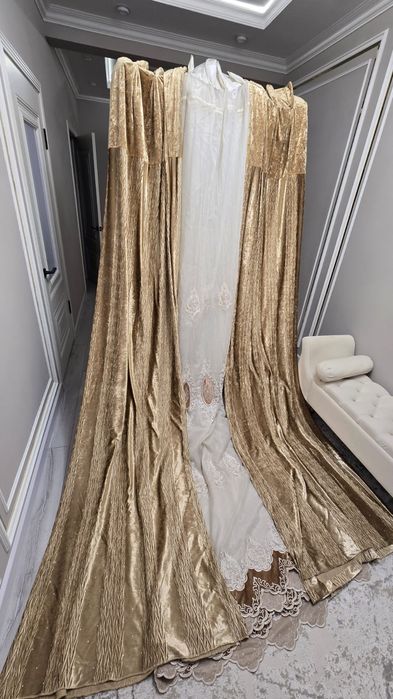 Продам комплект шторы 10000т