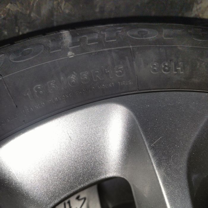 Продам диски с резиной