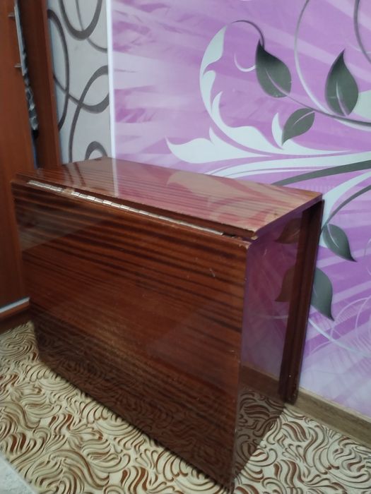 Продаю стол - книжка