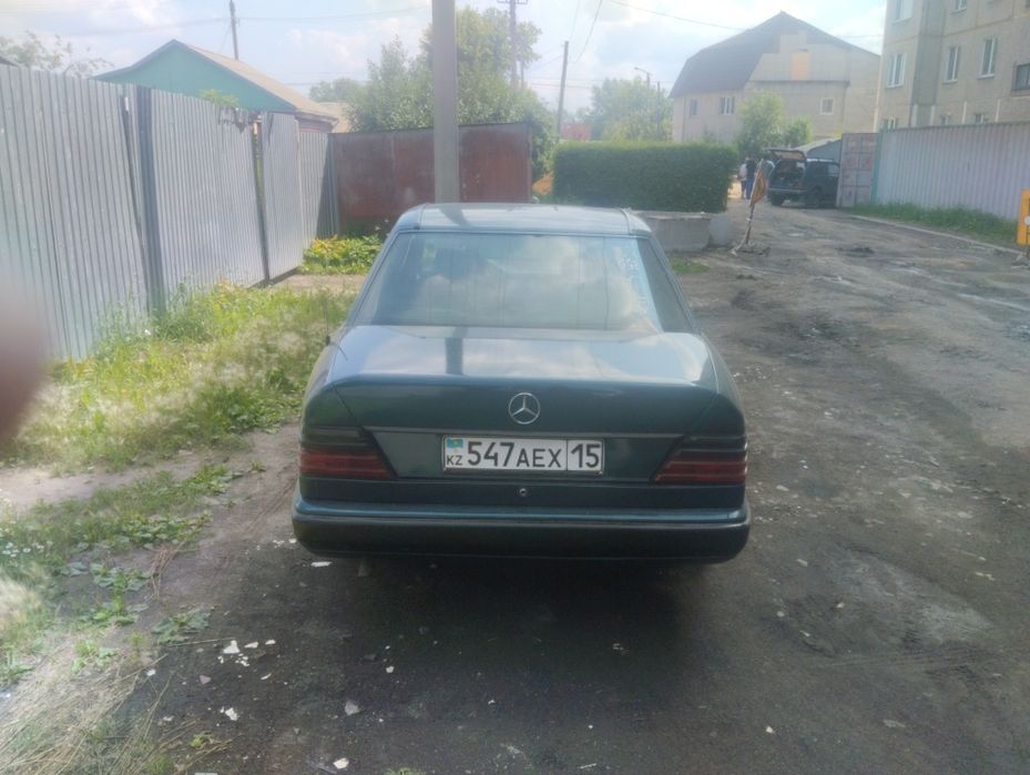 Продам Мерседес 124