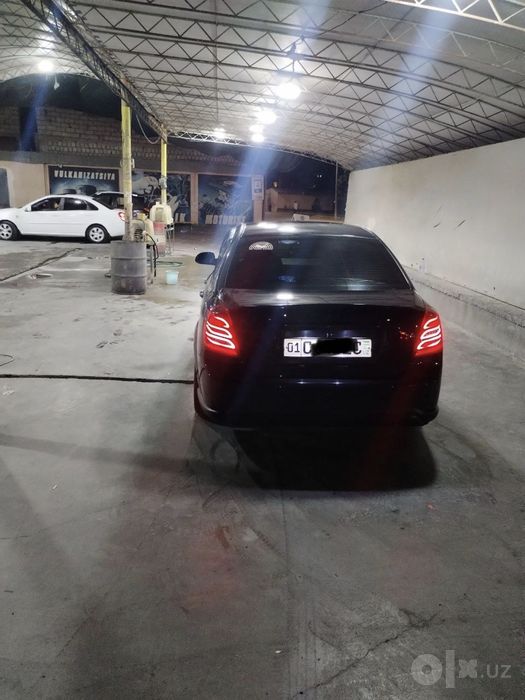 Продам машину Lacetti переделана в Gentra