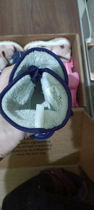 Сапоги на малыша Childrens Place,размер 27,длина стельки 17-17.5 см