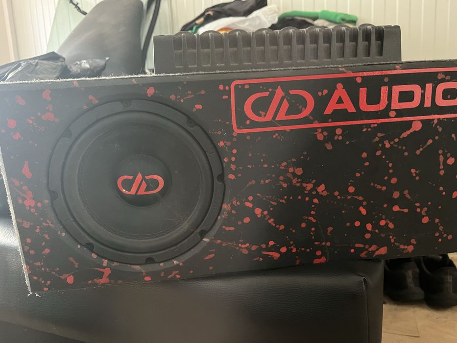 Бас каса с усилвател 400W