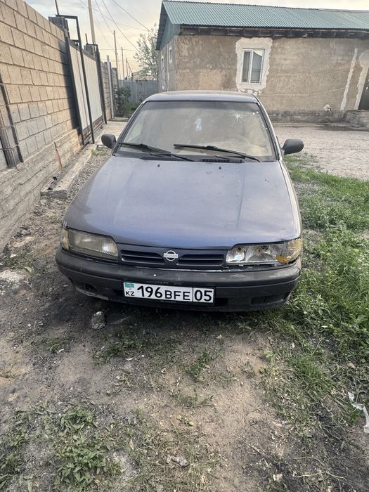 Ниссан примера мерс 190