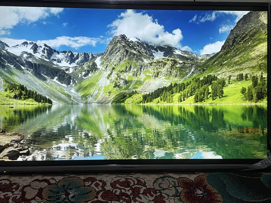 продаю телевизор Panasonic