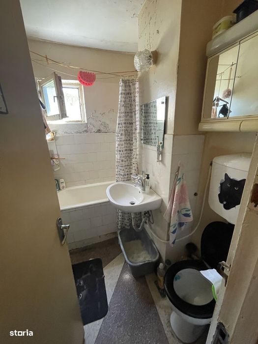 De vânzare apartament 3 camere,  zona centrală Târgu Mures