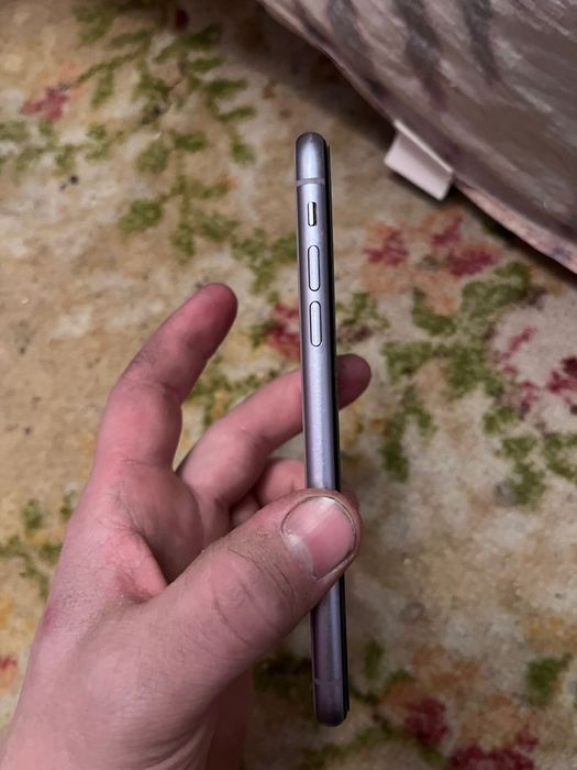Iphone 11 на 64gb