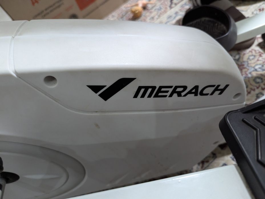 Эллиптический тренажёр Merach