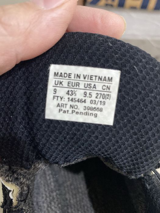 Мужские кроссовки