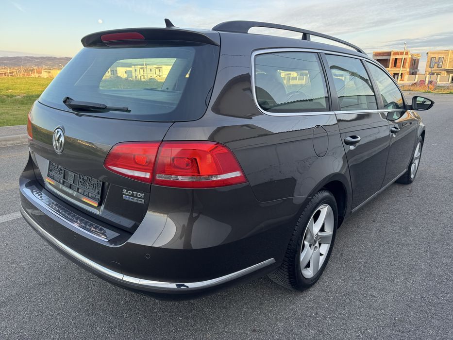 Volkswagen Passat Highline 2.0 Diesel DSG *2014* MokkaBrown / Padele