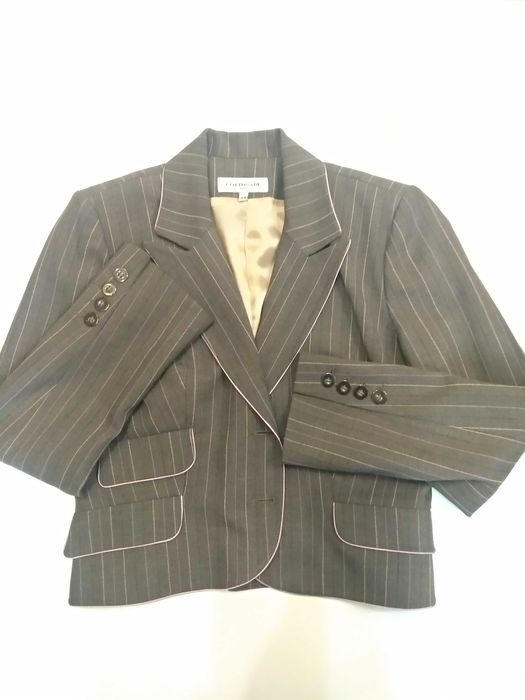 Костюм деловой женский с юбкой размер 46-48 Франция