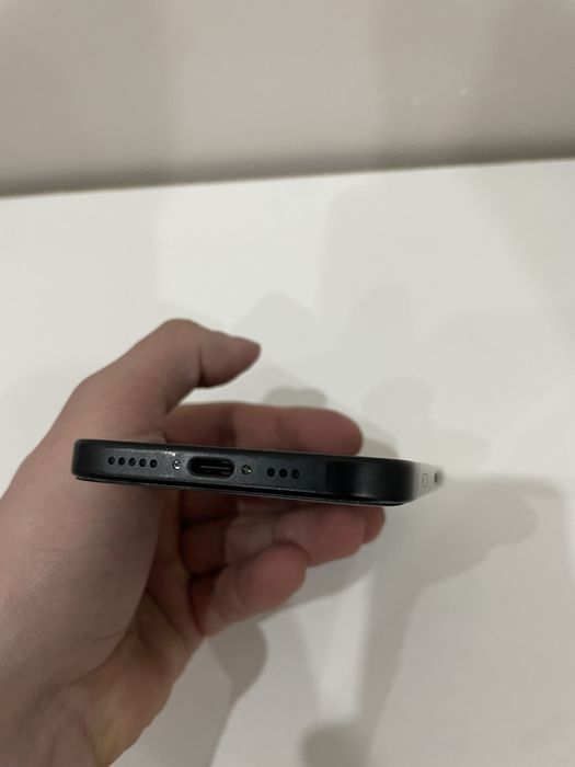 Iphone 15 128gb продам