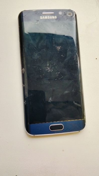 Продам Самсунг с6 флагман