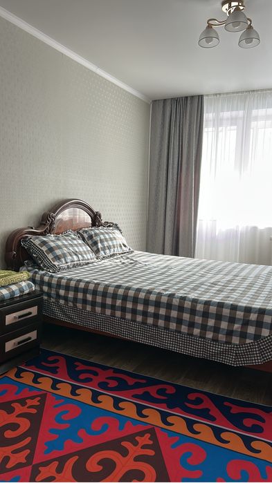 4 мкр , возле Азия молл