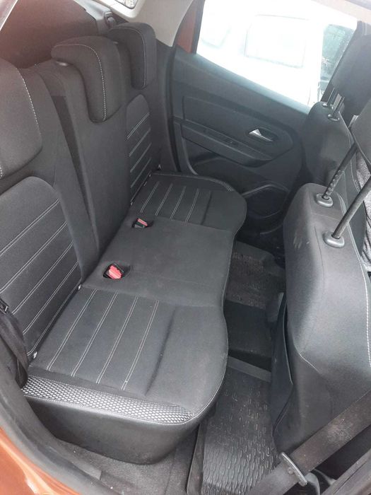 Piese auto Dacia Duster 2019 1,6 Sce  4x2 motor, cutie, planetare jug