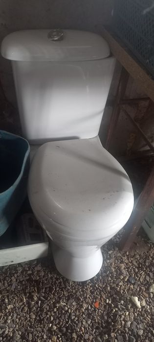 Продам биде ,раковину ,унитаз с бочком