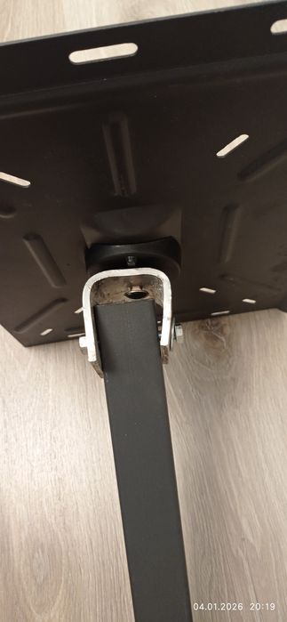 Кронштейн под ТВ настенный