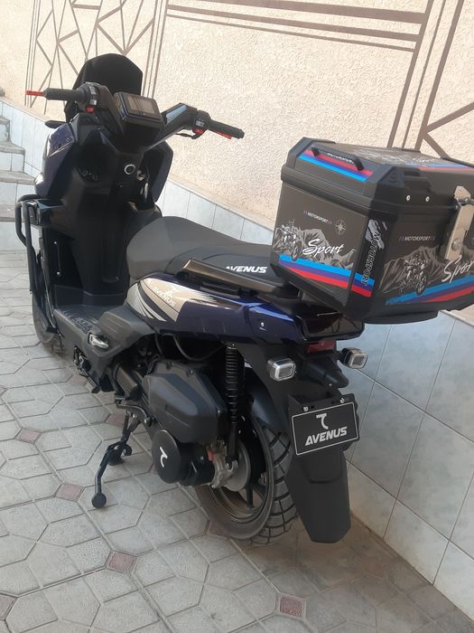 Tank 3 skuter новий