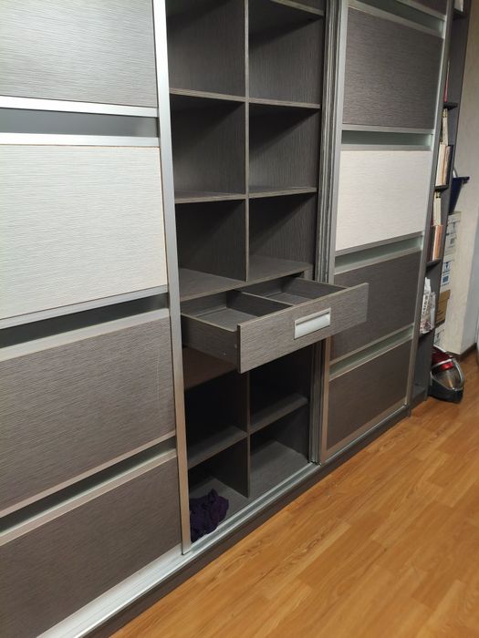 Шкаф для одежды платенный купе