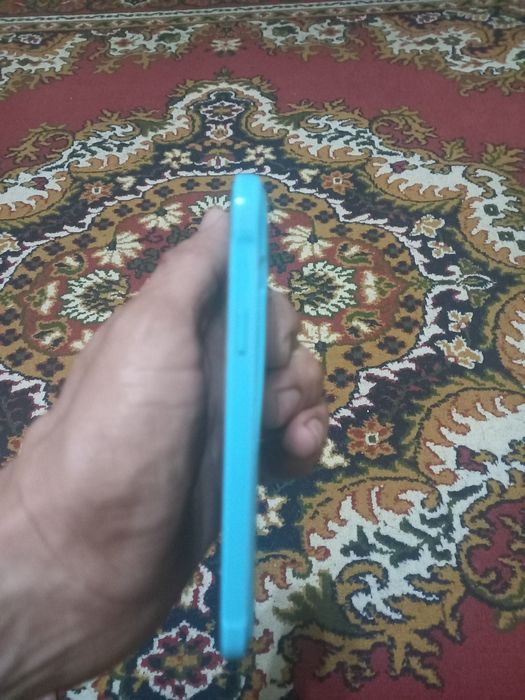 Сотовый телефон Samsung Galaxy J1