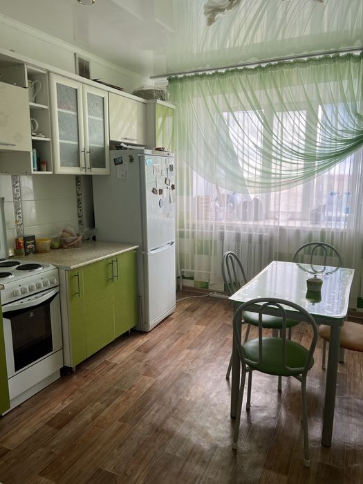 Продам 2 - комнатную квартиру