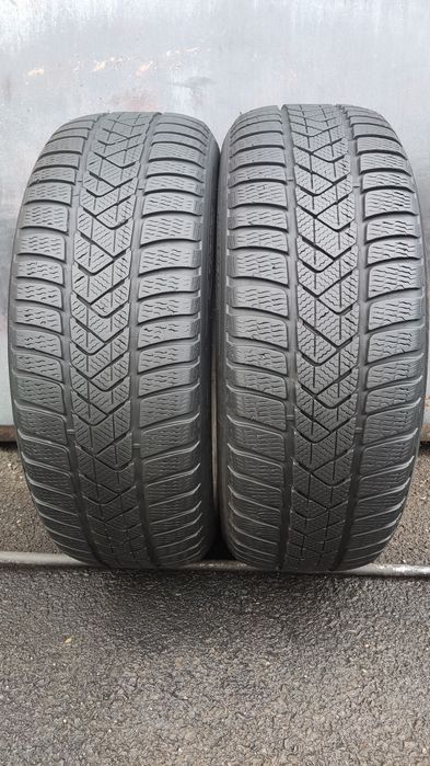 2бр. зимни гуми 225/55/17 Pirelli Sotto Zero 3, Runflat, dot22
dot21