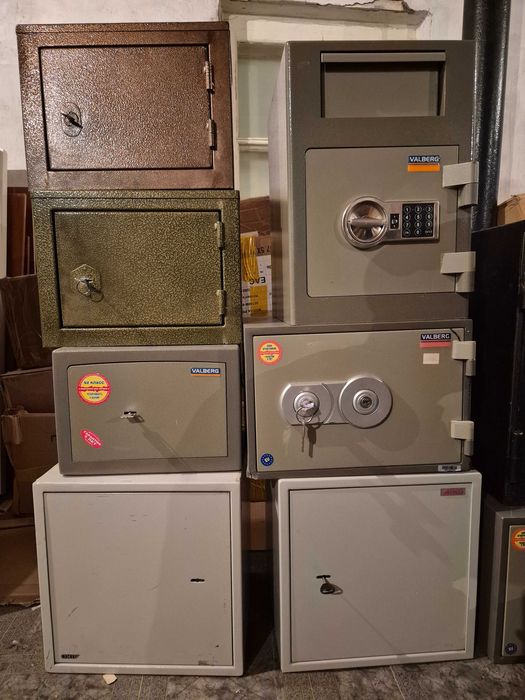 Сейфы металлические